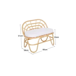 Ce sofa enfant offre une assise confortable et sécurisée