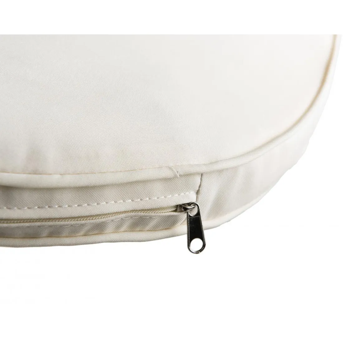 Chaise de jardin en rotin synthétique couleur naturelle avec coussin écru pieds en bois Acacia