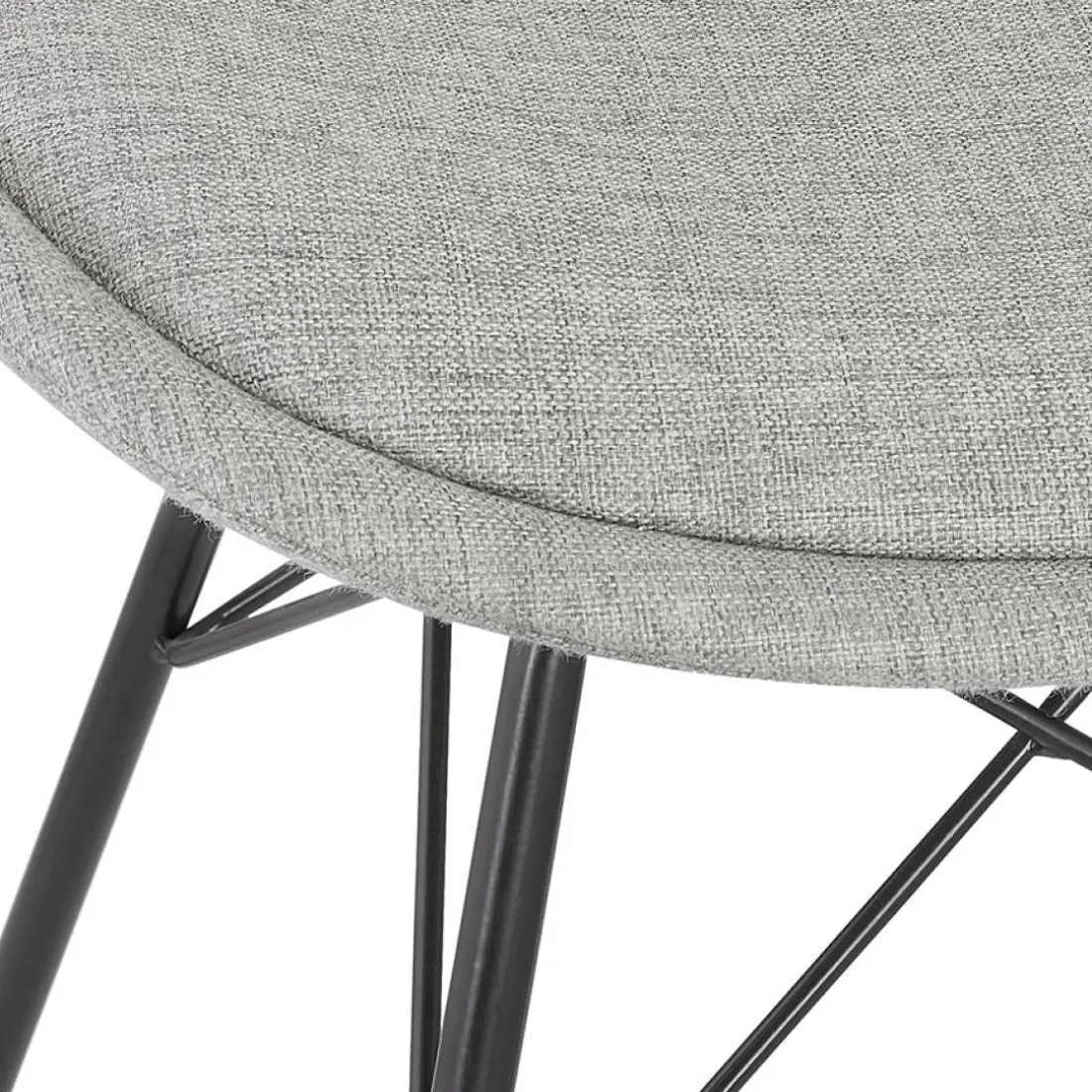 Chaise design 'INDIA' en tissu gris et pieds en métal noir