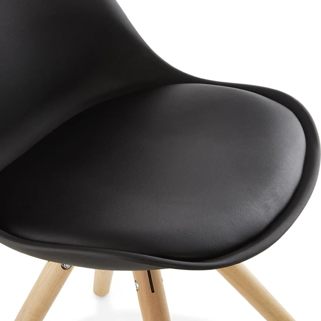 Chaise scandinave 'GOUJA' noire