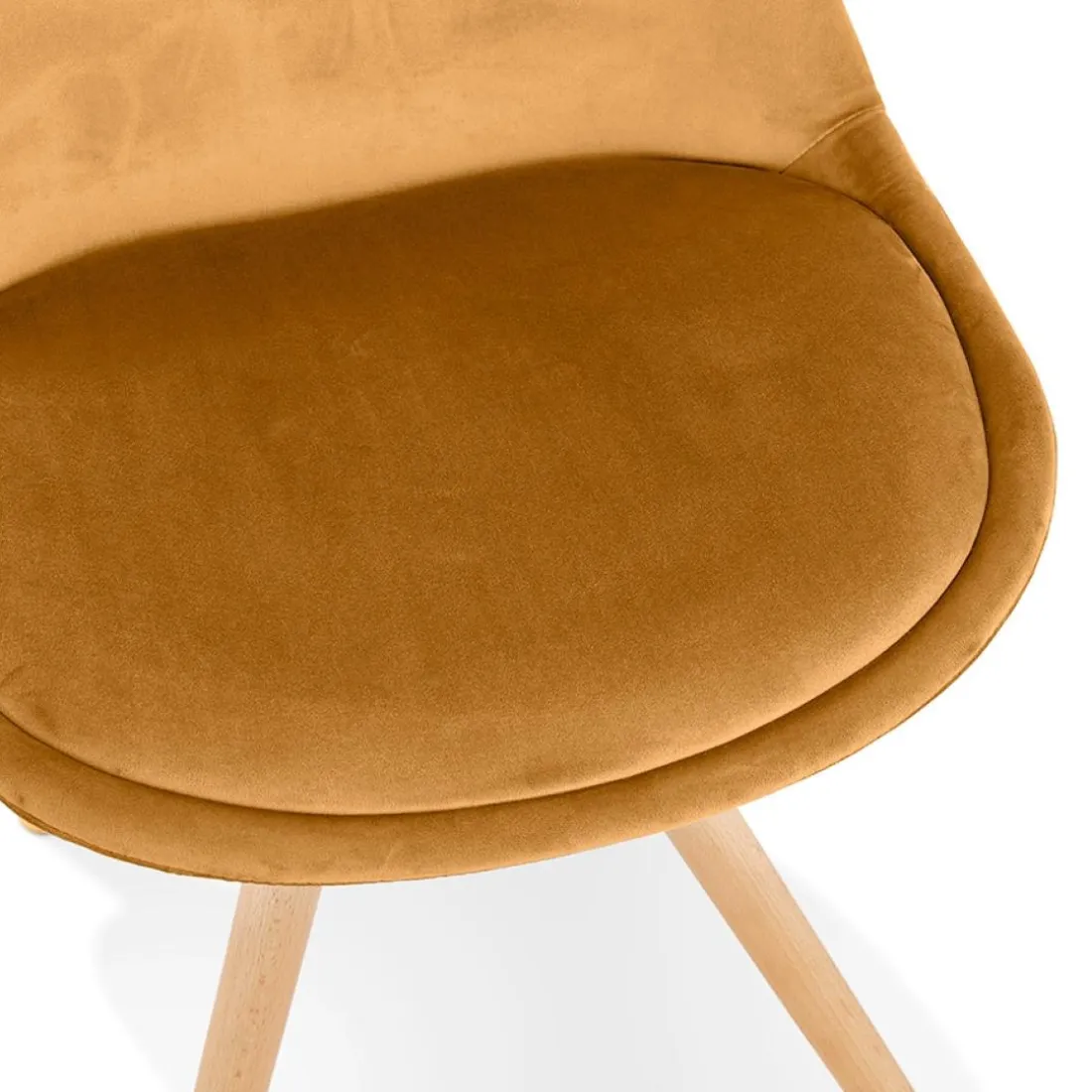 Chaise vintage en velours moutarde et pieds en bois noir 'RICKY'