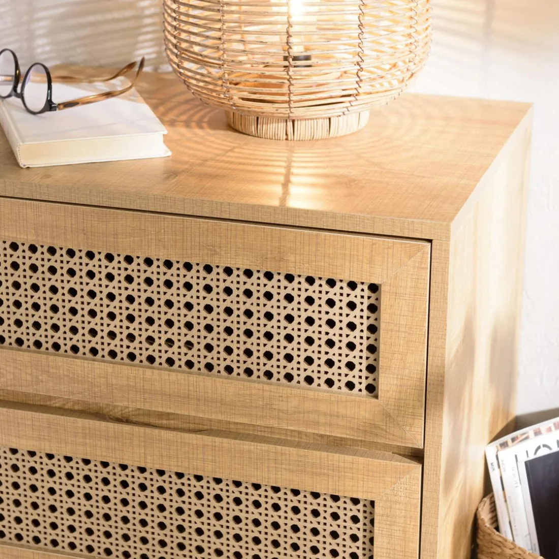 Chevet marron 2 tiroirs effet cannage pieds métal noir CHARLIE