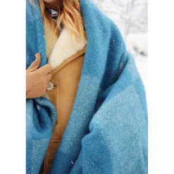 Couverture et chemin de lit à motif damier réversible VERSAILLES CEDRE BIZET