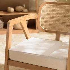 Fauteuil FLORES en teck avec dossier en cannage naturel et coussin gris WILL Marron