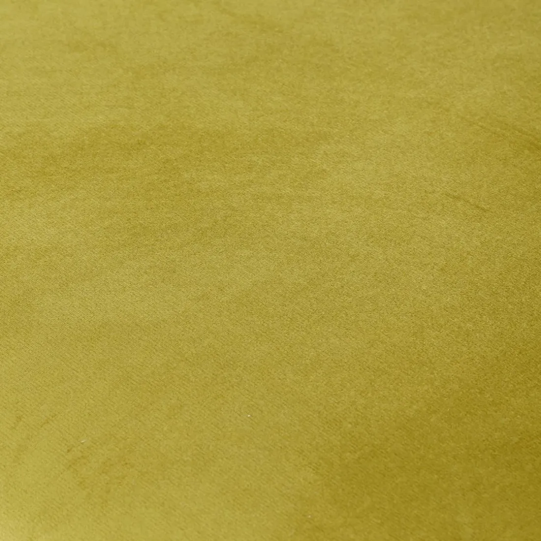 Fauteuil ocre velours