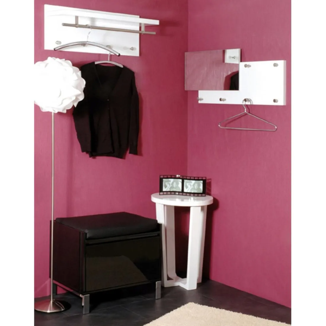 Garderobe murale barre et 4 crochets optique inox