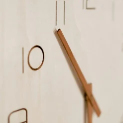 Horloge contreplaquée carrée - Simplicity