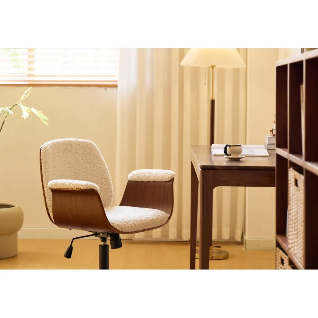 La chaise de bureau KOLDING design scandinave blanc