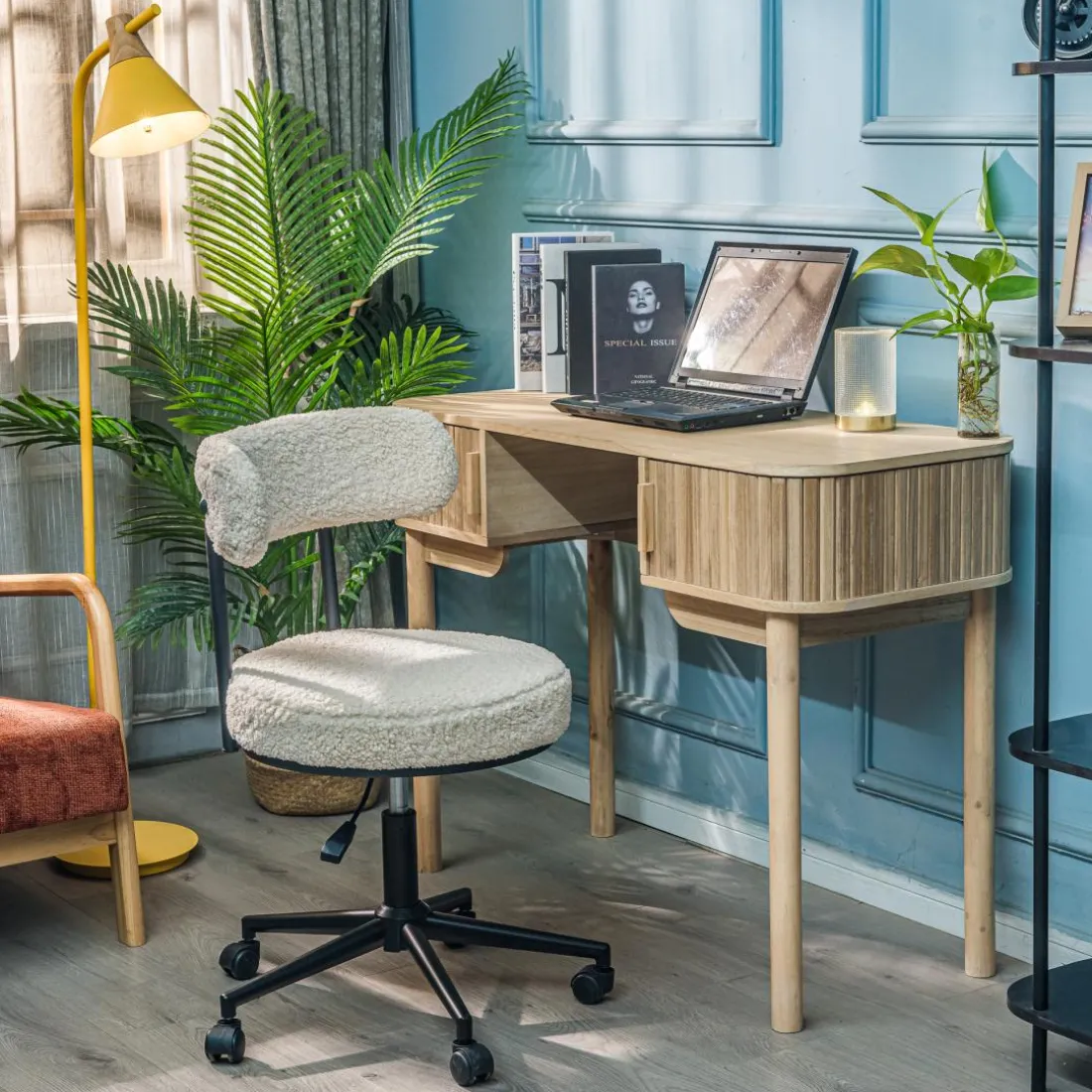 La chaise LARS son design scandinave blanc