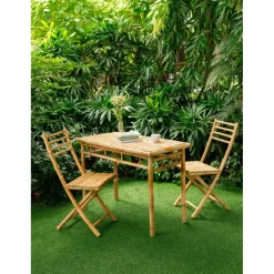 La chaise PALEMPANG design moderne et sa structure en bois massif marron