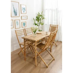 La table à manger BARU son design rustique et épuré pour 4 personnes