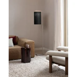 Lampadaire Boston sable abat-jour noir