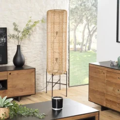 Lampadaire rotin naturel pieds acier noir SIXTINE