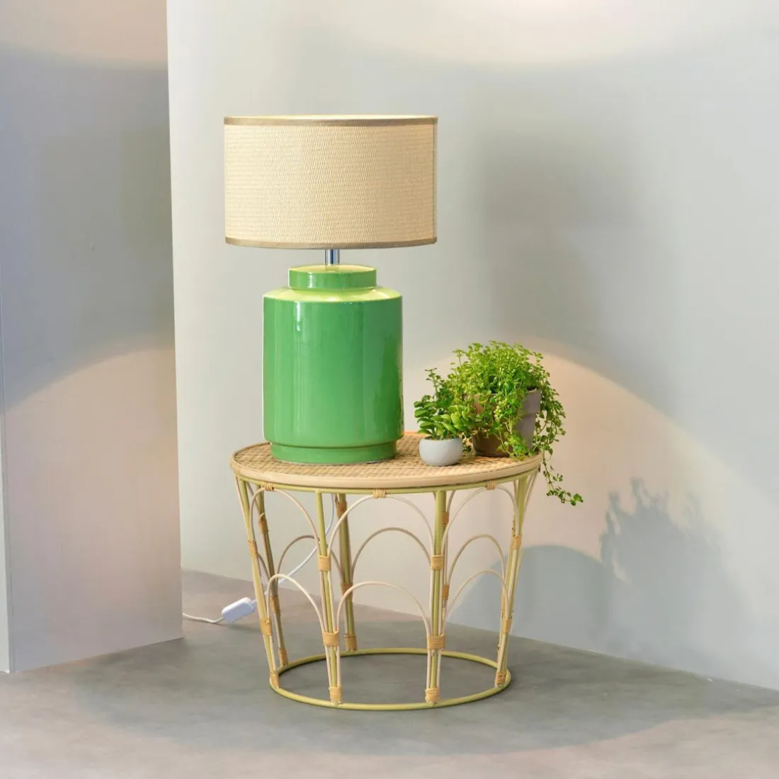 Lampe à poser en céramique LUXAVERDA verte