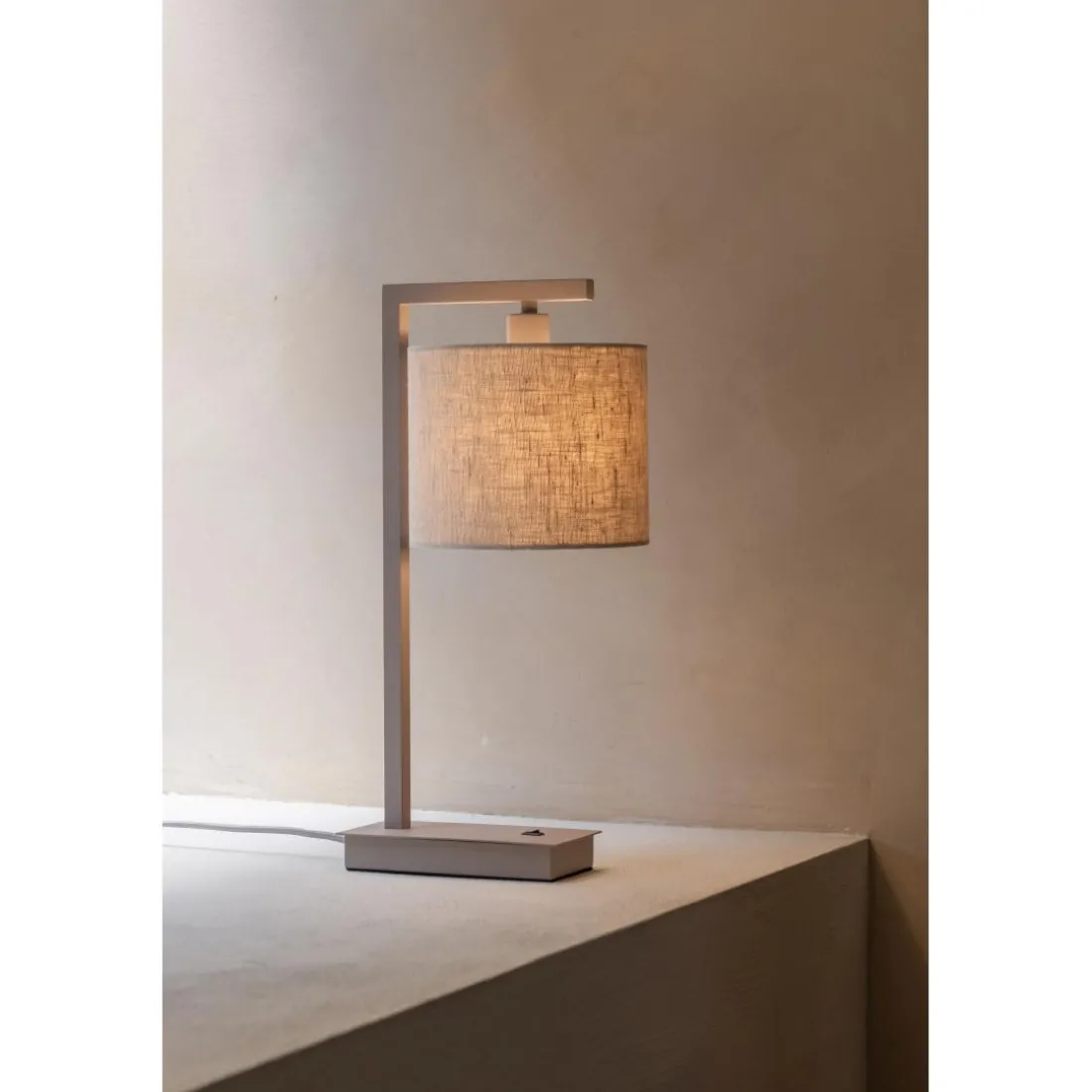 Lampe de table Boston sable abat-jour lin clair