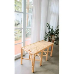 Le banc SULAWESI design scandinave épuré assise en rotin naturel et tissu etanche