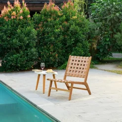 Le fauteuil intérieur extérieur en acacia massif AGUILARES