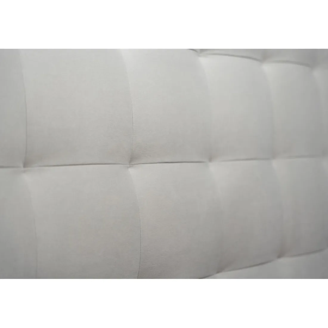 Lit coffre avec tête de lit capitonnee Velours Gris clair