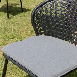 Lot de 2 chaises rotin synthétique noir dossier arrondi ajouré MALO