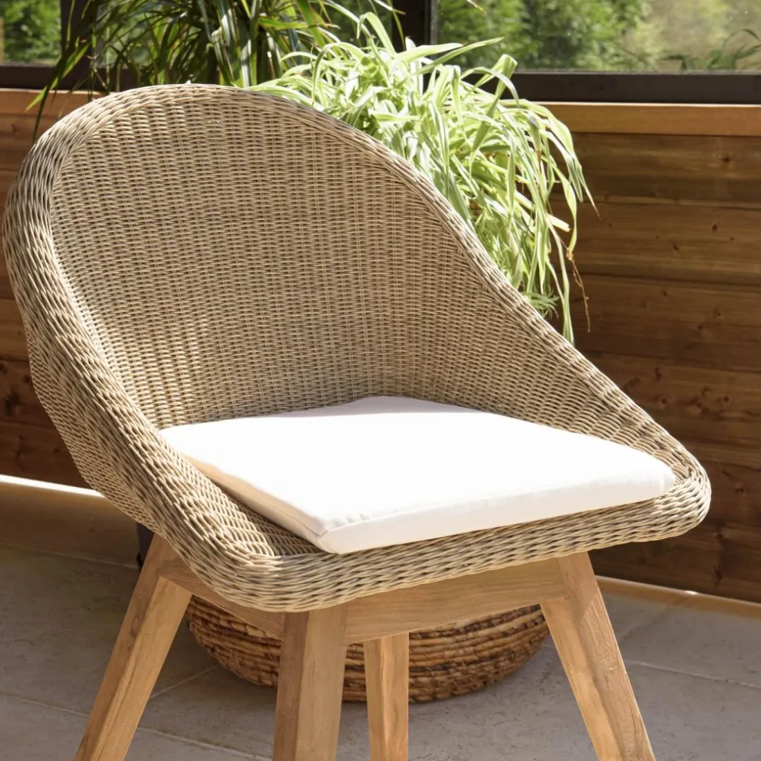 Lot n°23 Salon de jardin teck recyclé et rotin synthétique KALLY