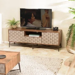 Meuble TV en bois de manguier 2 portes 1 tiroir motifs ethniques ALIX