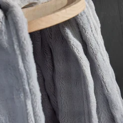 Plaid Damier en Polyester 130 x 180 BIEN AU CHAUD Acier