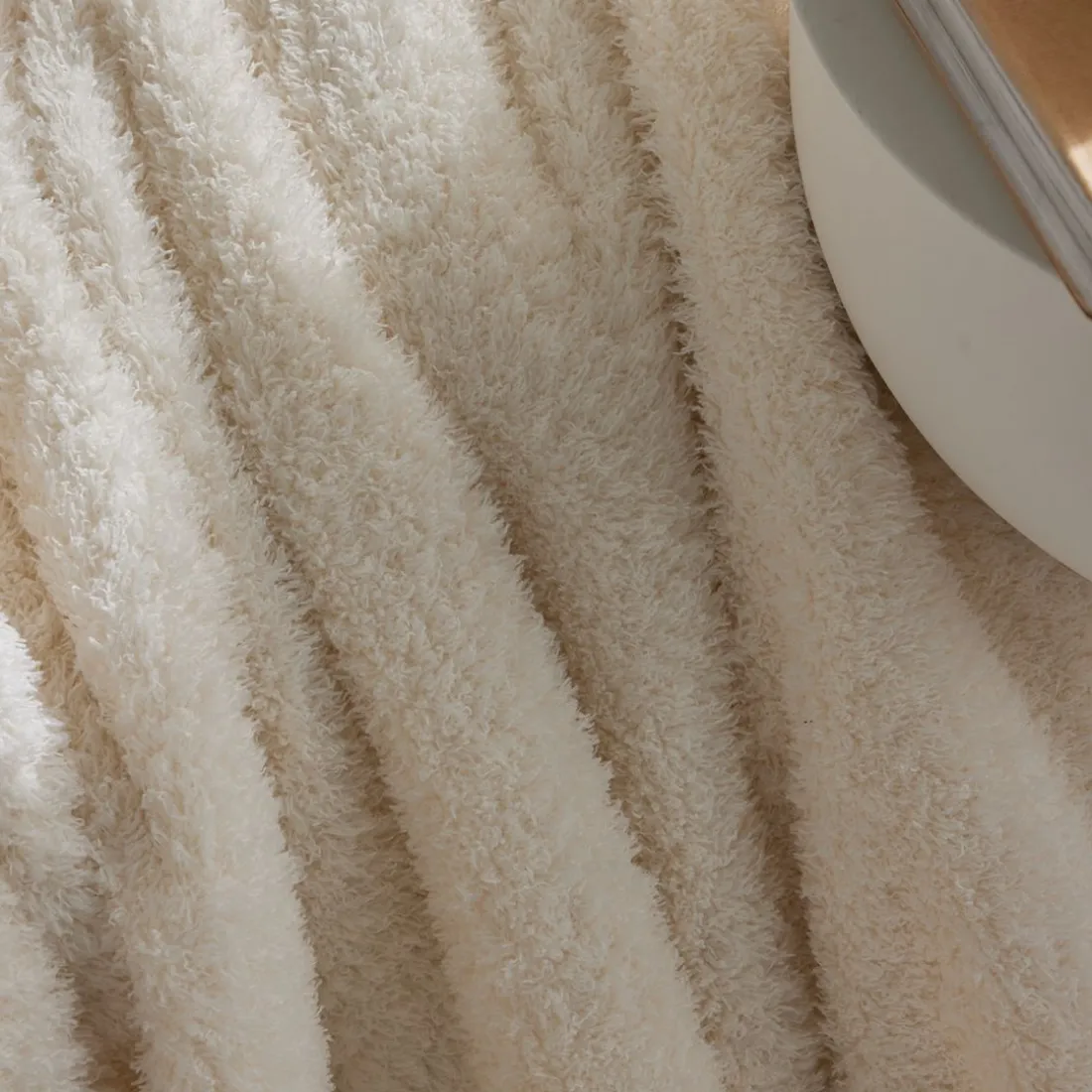 Plaid Teddy en Polyester 130 x 180 MATCHA + MOKA Creme