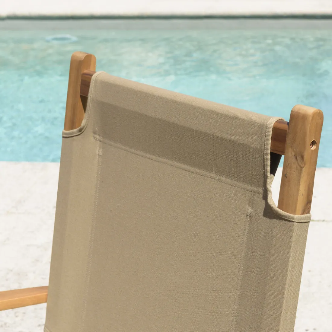 Salon de jardin en bois acacia