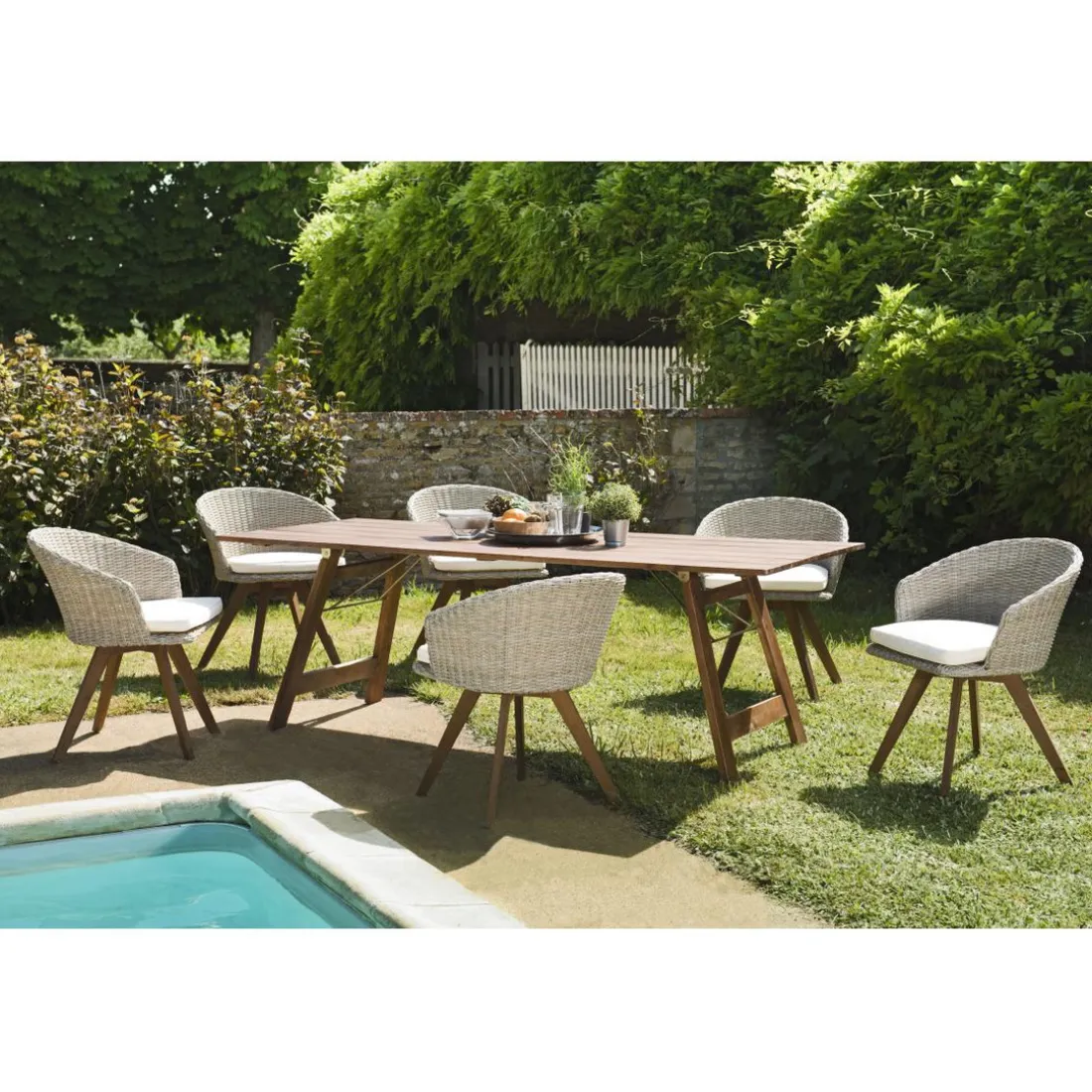 SALON DE JARDIN EN BOIS ACACIA 6/8 pers - Ensemble de jardin - 1 Table rectangulaire 220*90 cm et 6 fauteuils en rotin synthétique couleur naturelle