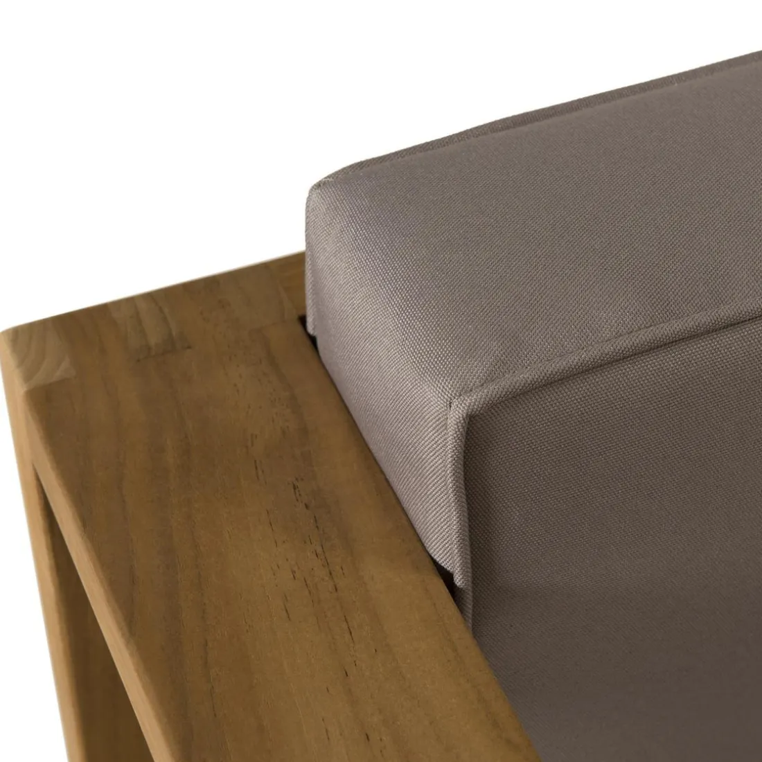 SALON DE JARDIN EN BOIS TECK : 1 Canapé 3 places, 2 fauteuils avec coussins waterproof et une table basse 110x60cm