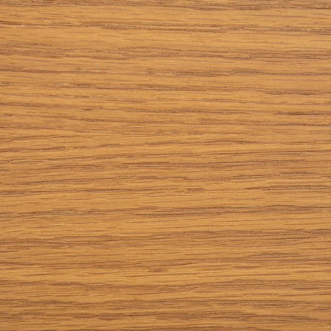 Table à manger en placage chêne