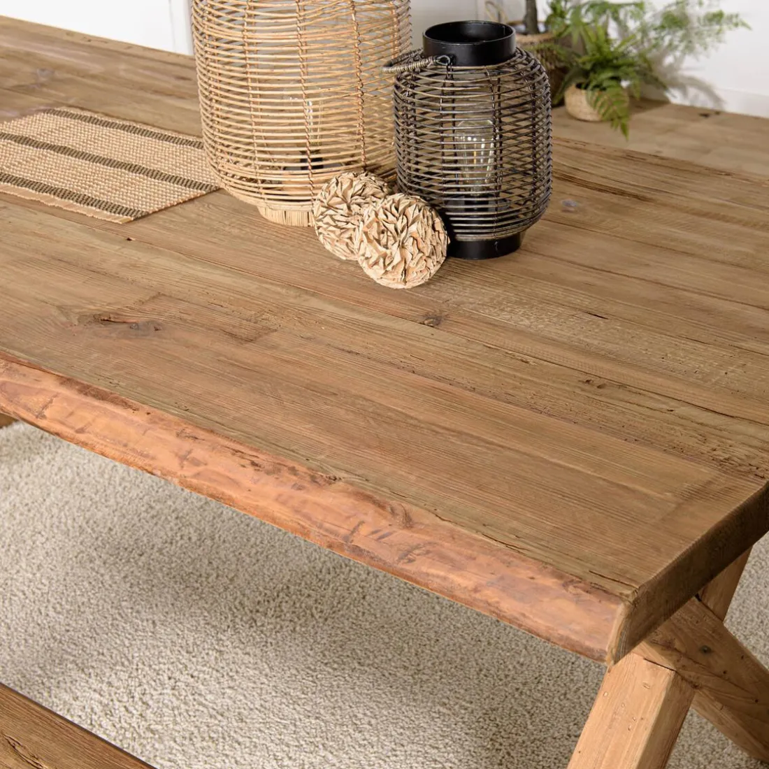 Table à manger rectangulaire bois Pin recyclé.