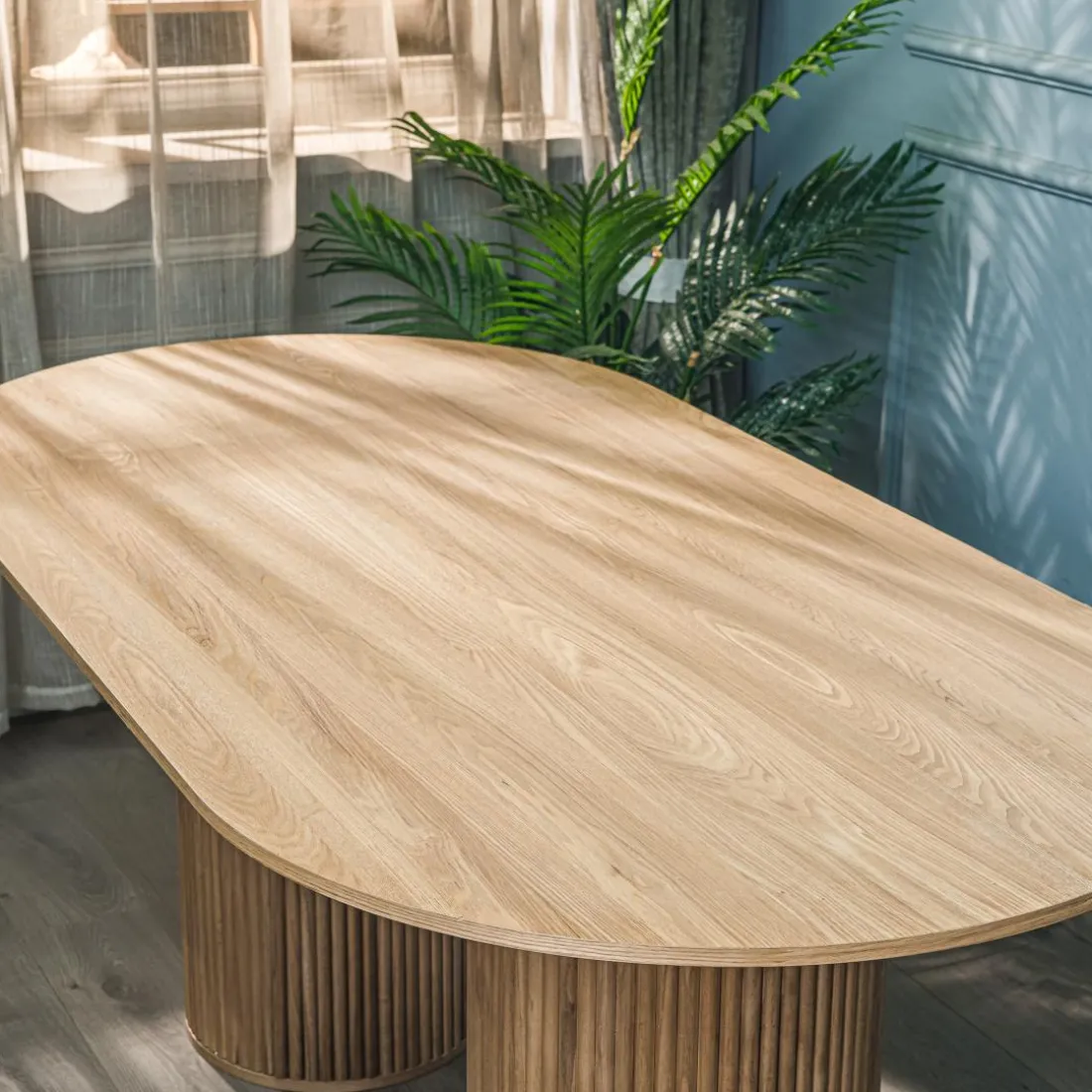 Table a Manger 6 personnes Ovale Bois