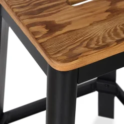Tabouret haut style industriel 'LIDYA' avec structure en métal noir et assise en bois