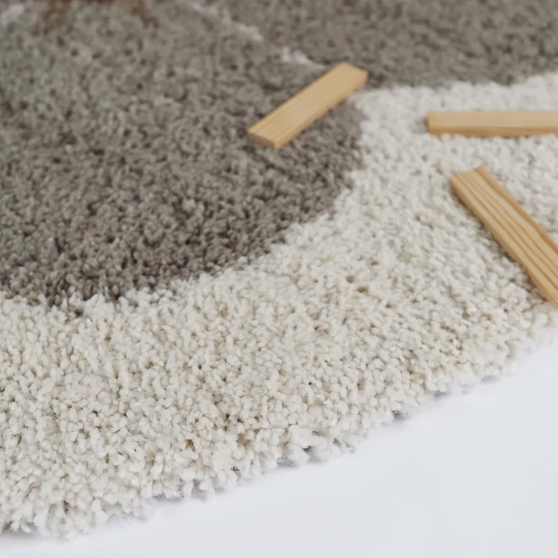 TAPIS BOHEMIAN ROND TAUPE DAISY