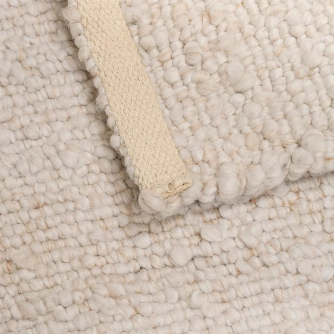 Tapis ivoire effet laine Volna