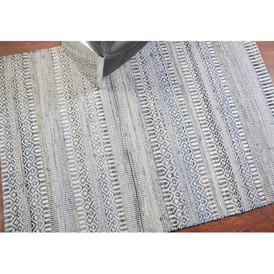 Tapis Ivoire/bleu VICTORIA