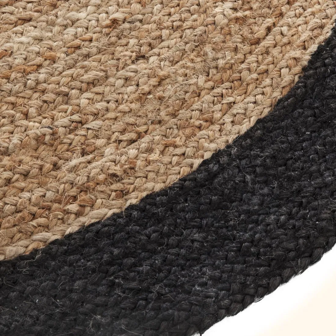 Tapis jute noir - Mood D120