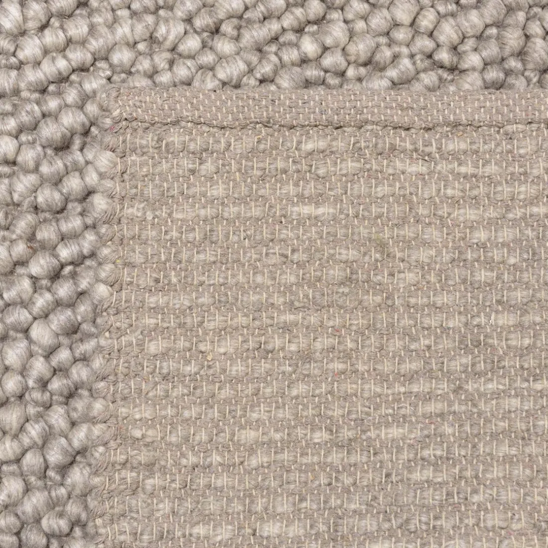 Tapis rectangulaire en laine bouclée taupe QUENTIN