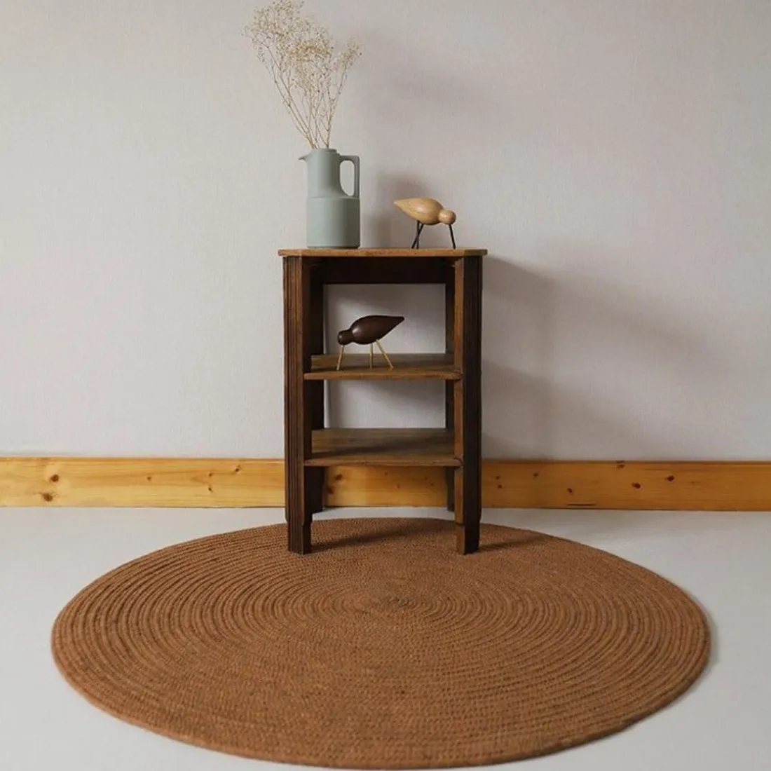 Tapis rond laine feutrée NEETHU marron taille M